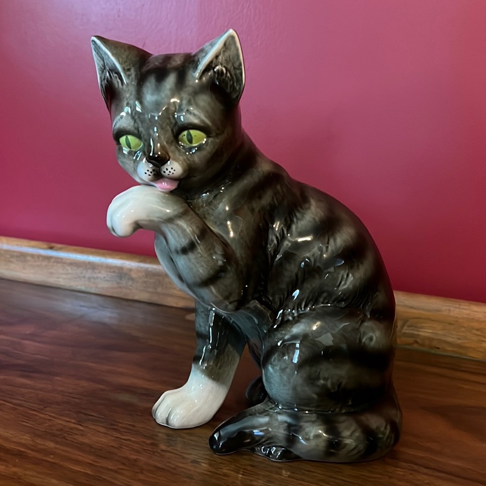 Goebel Ceramic Tiger Cat Figurine